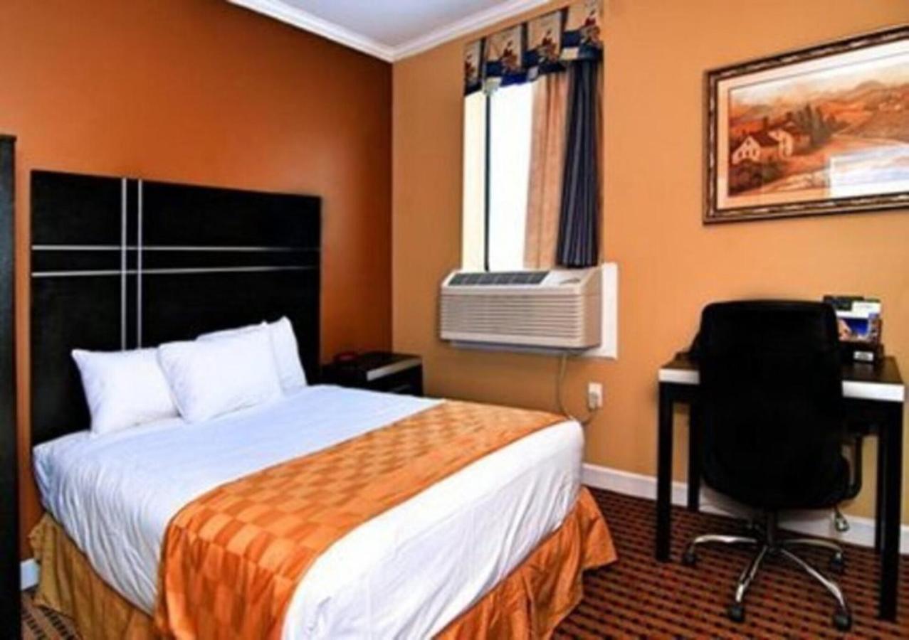 Hotel The